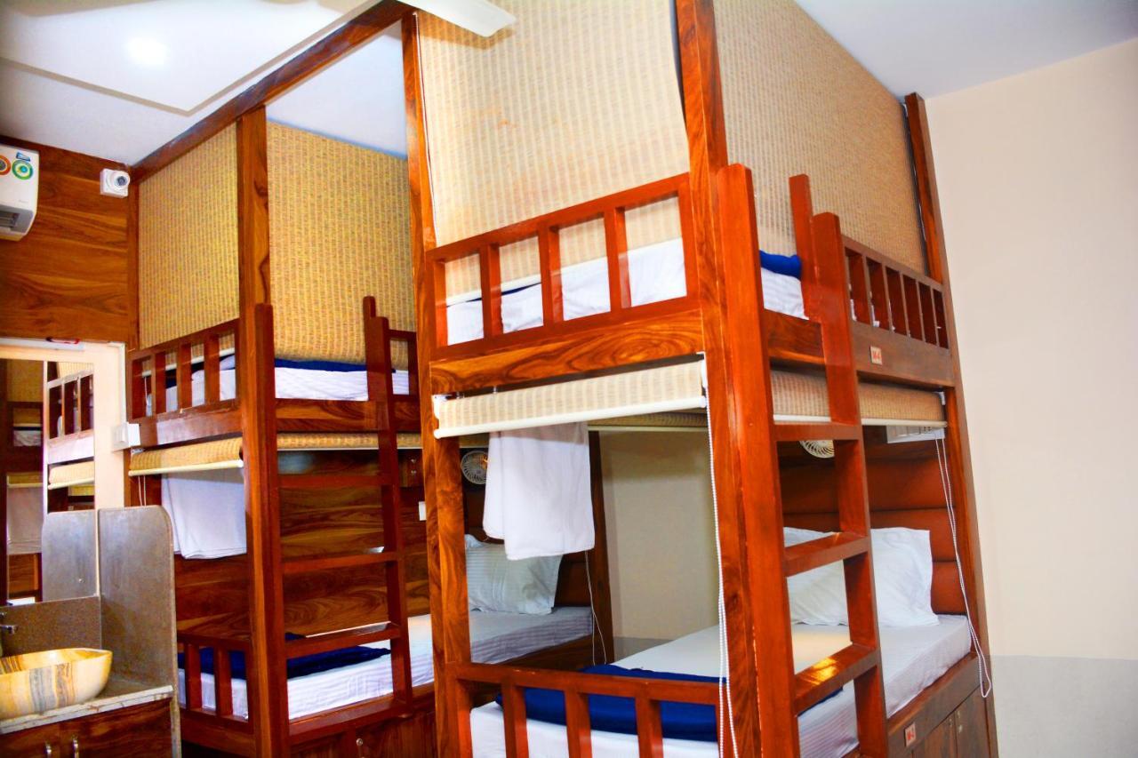 Hotel Nest N Rest - Bombaj Exteriér fotografie